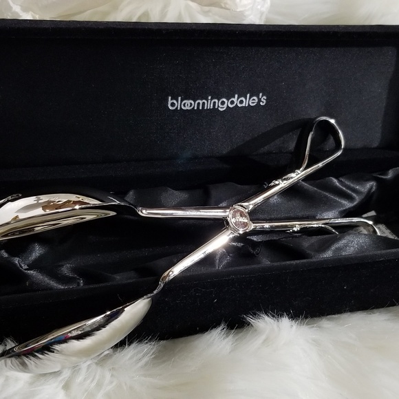 Thongs silverware